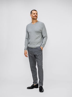 model wearing mens atlas air v neck sweater grey heather