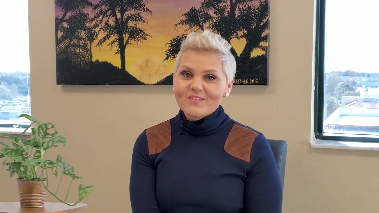 Jennifer talking about her experience with Dr. Kreithen