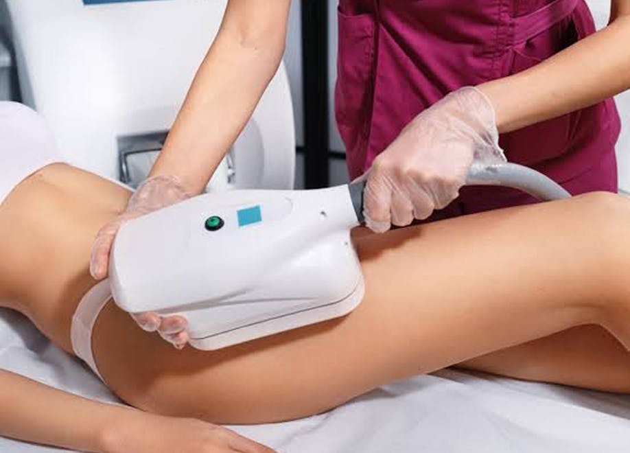 Holcomb – Kreithen Plastic Surgery and MedSpa Becomes First Provider in the Sarasota – Bradenton Area Offering CoolSculpting + ZWave Pro Combination Fat Reduction Treatment