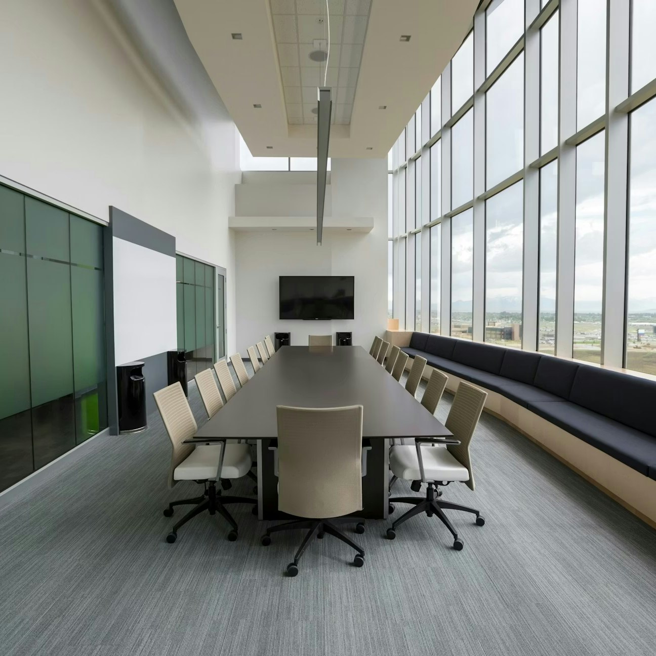 Business Meeting Rooms