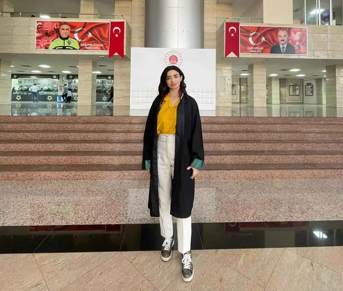 İzmir Uyuşturucu Avukatı - Av. İpek Kul Bayar