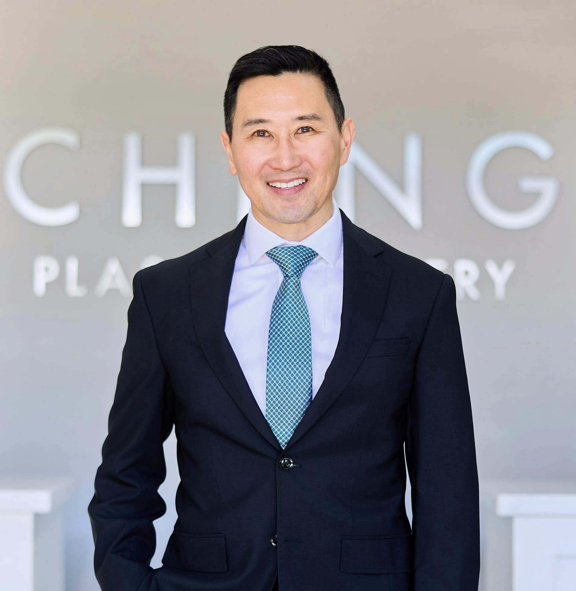 Dr. Elbert Cheng