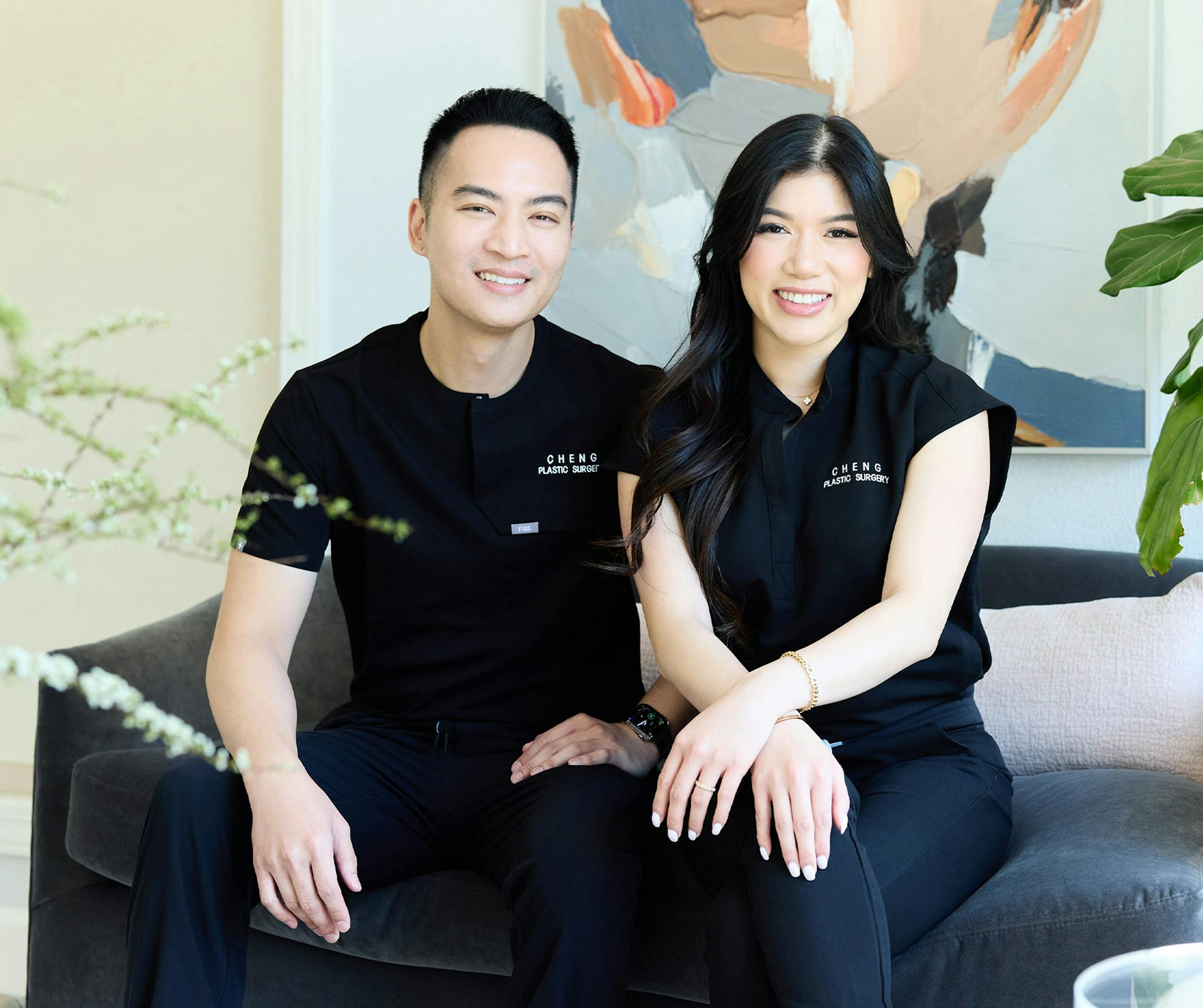 two employees of Cheng