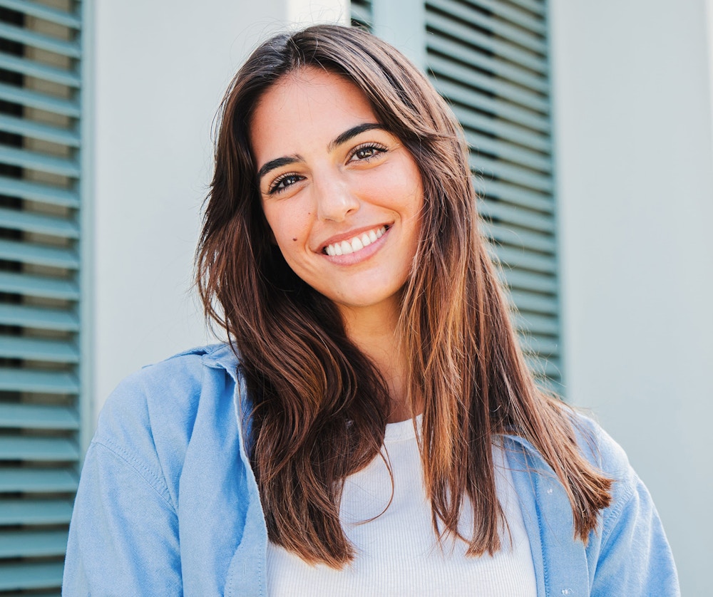 brunette smiling
