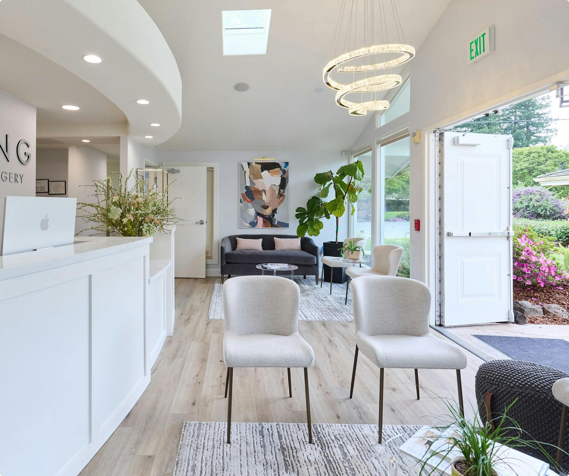 Saratoga surgery center reception area for cheng plastic surgery