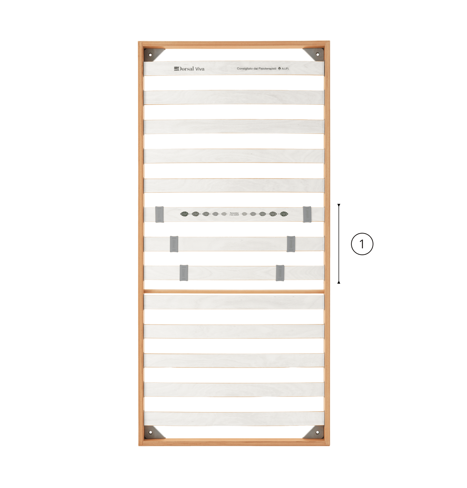 Rete letto con struttura in legno chiaro e doghe bianche, dotata di supporti regolabili centrali per personalizzare il…