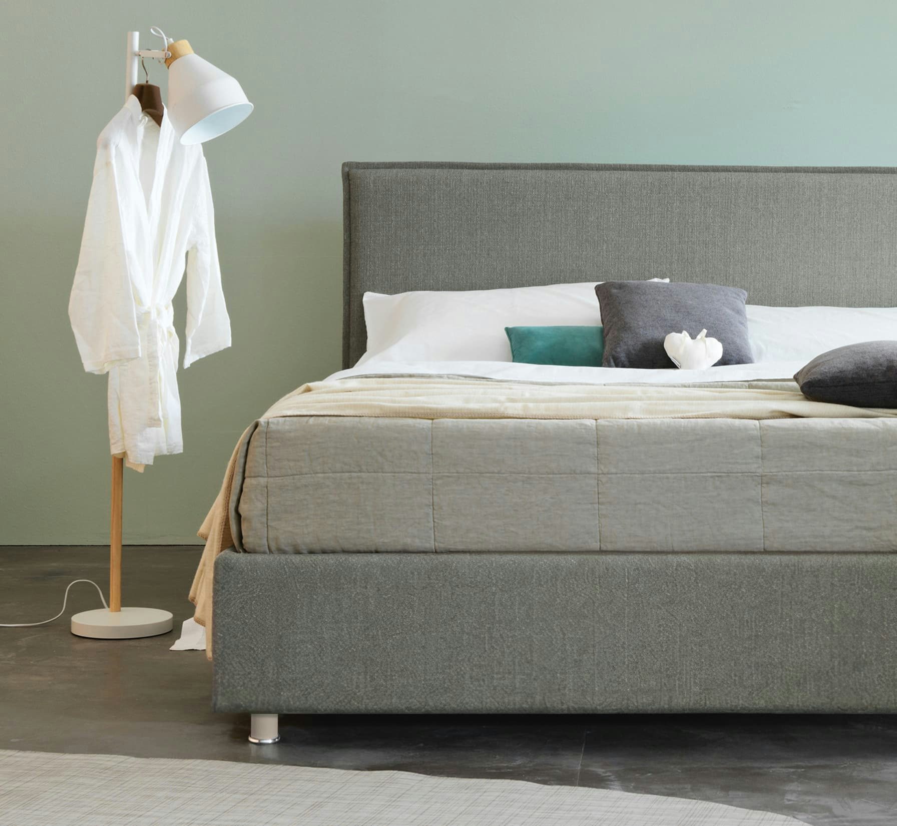 Testiera e giroletto 100% sfoderabili e lavabili Grazie alla completa sfoderabil...