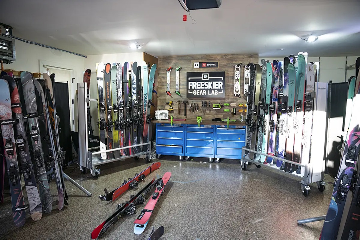 How to Correctly Store Your Ski Gear for Summer