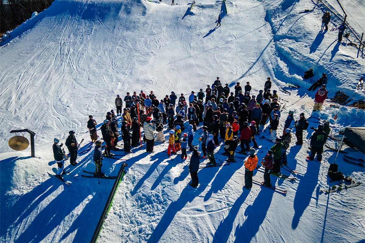 FT B-Dogスキーブー27.5cm Phil Casabon Brings the B-Dog Off The Leash Tour to Wild Mountain
