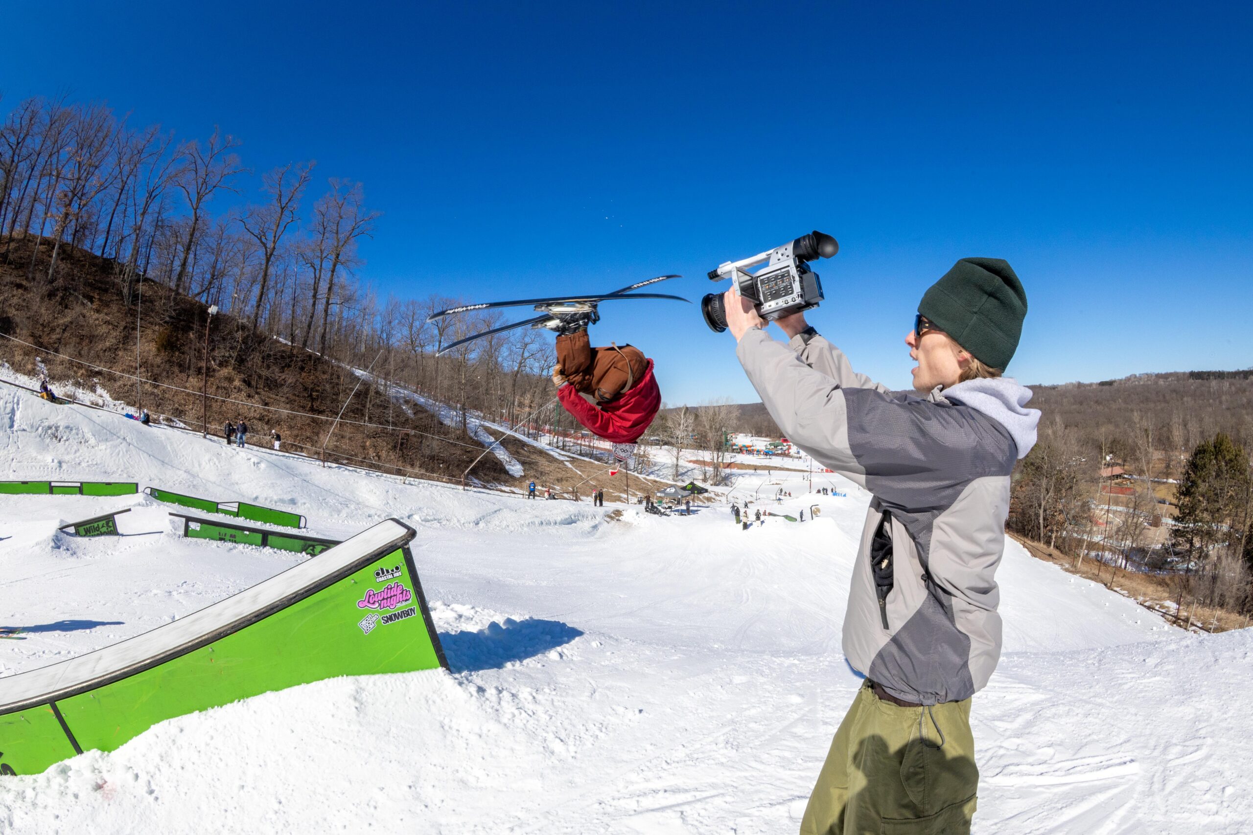 Phil Casabon Brings the B-Dog Off The Leash Tour to Wild Mountain