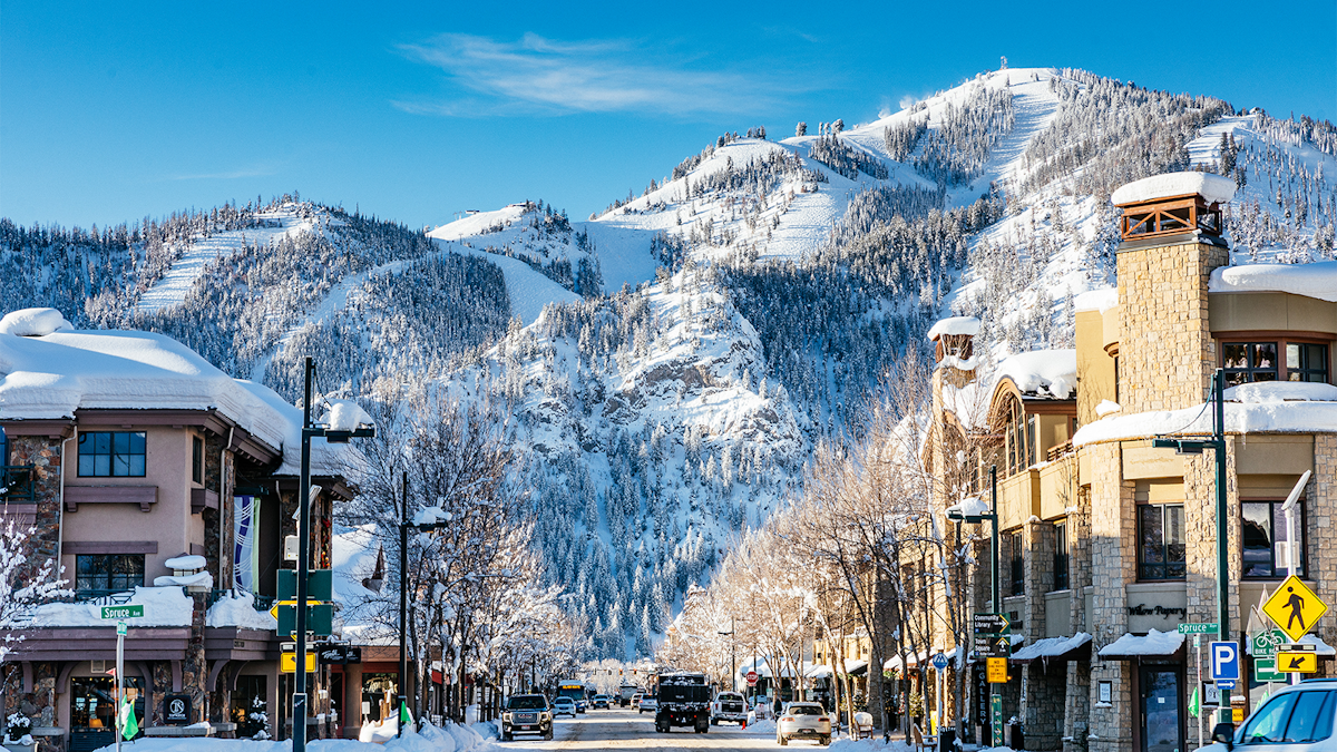 The Skier's Guide to Sun Valley