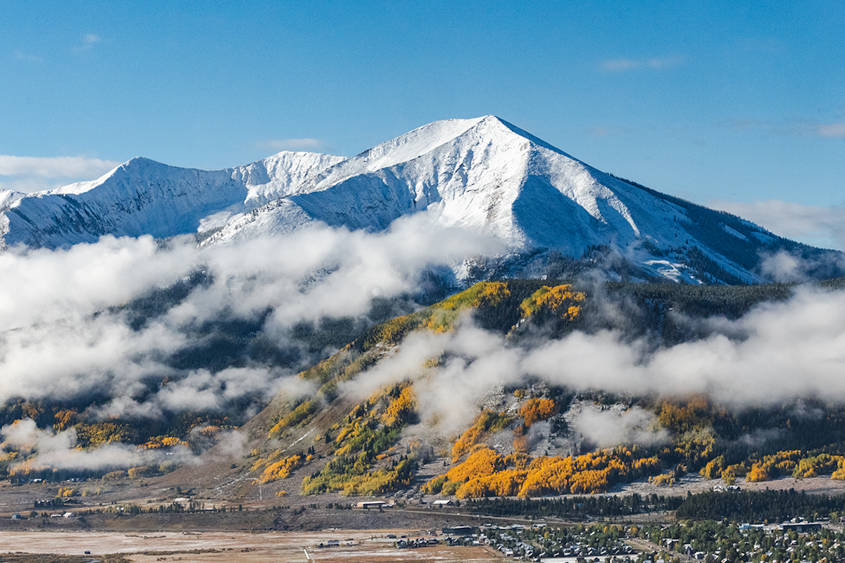 Crested Butte, Colorado Looks Incredible as Snow Collides With Fall Colors