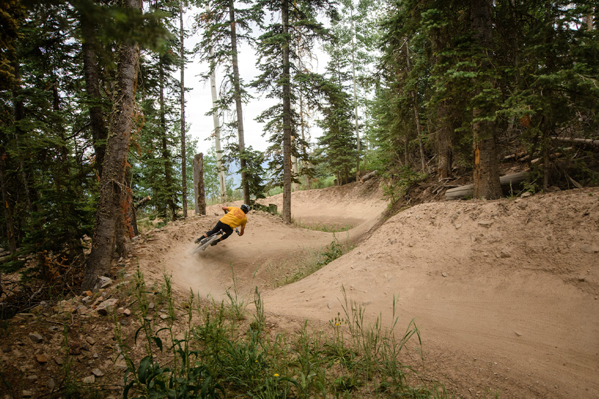 Head to Toe – The Best Full Men's & Women's Mountain Bike Kits of Summer 2024