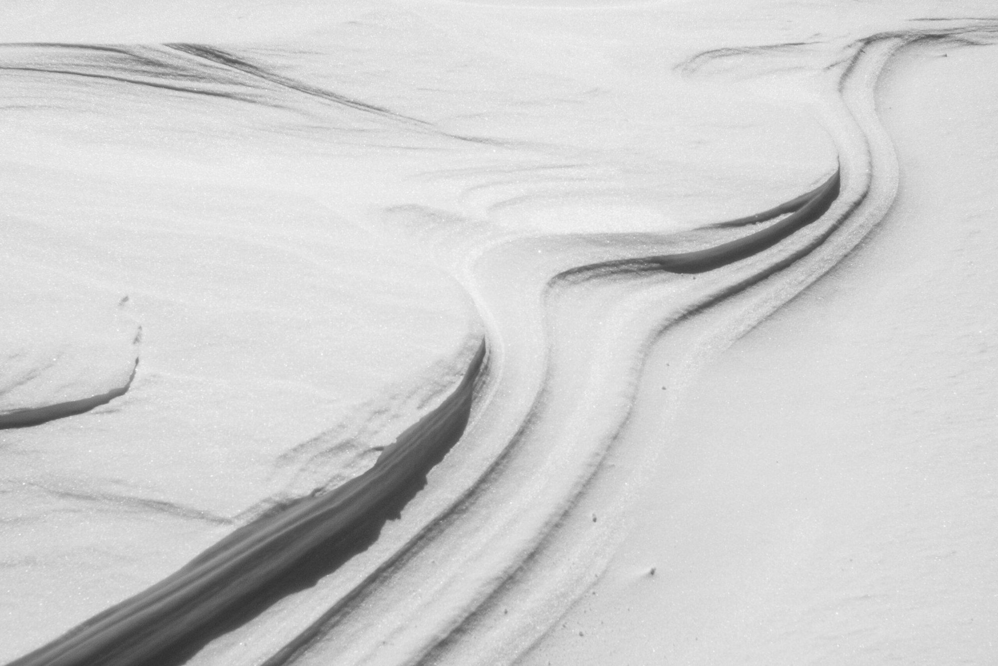 Rippled snow surface