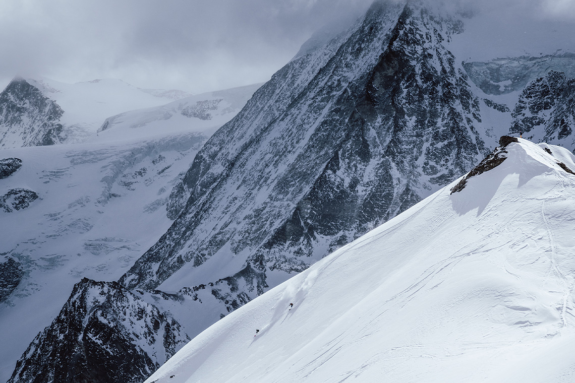 Patagoniaスキーウェア GORE-TEX Patagonia GORE-TEX メンズ スキーウェアS☆着用品☆ 楽天市場