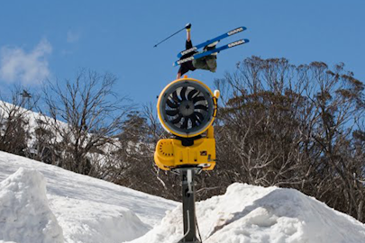 "The Filth"— An Australian Street Skiing Edit From Martin Longhitano