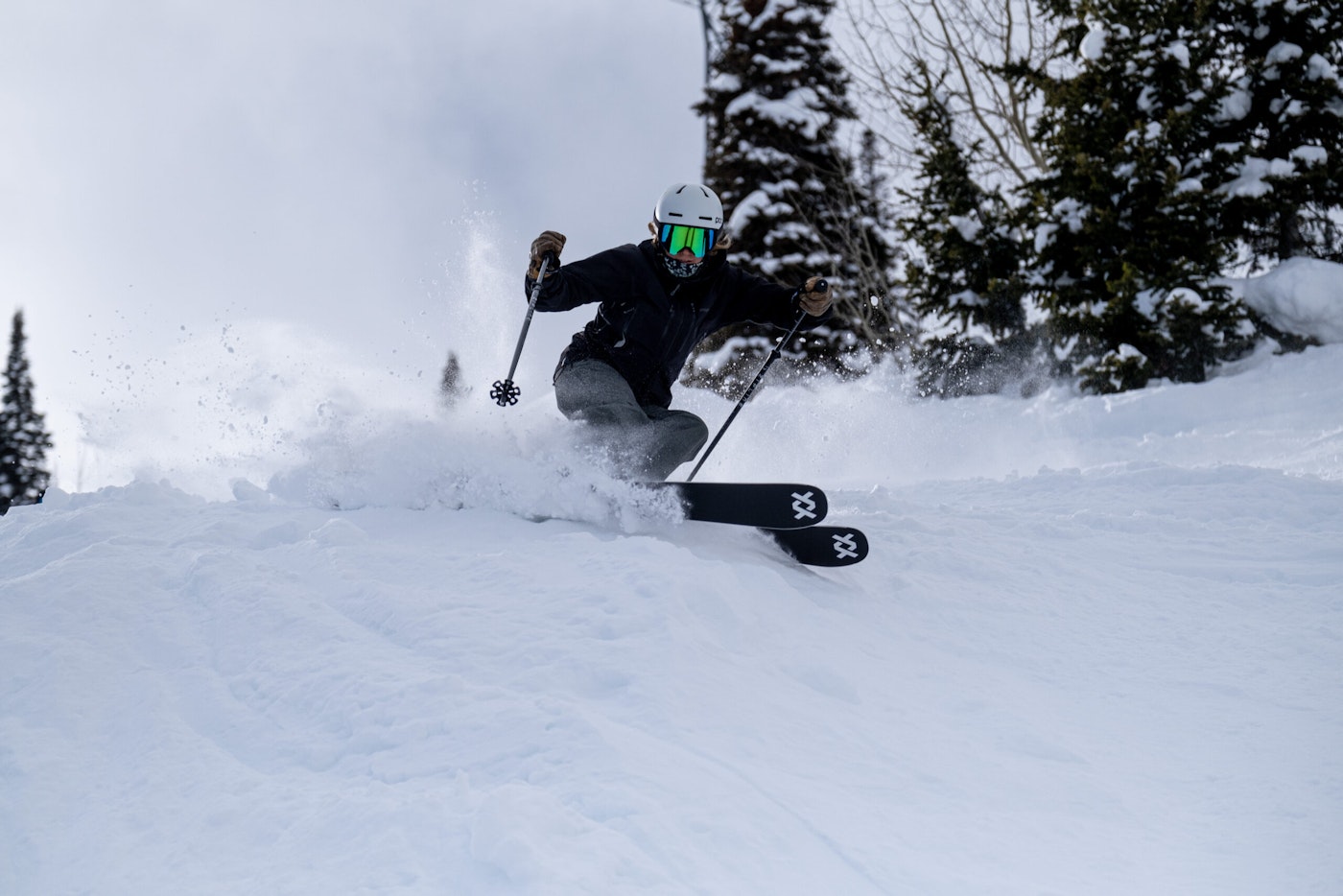 Skier turning in deep snow