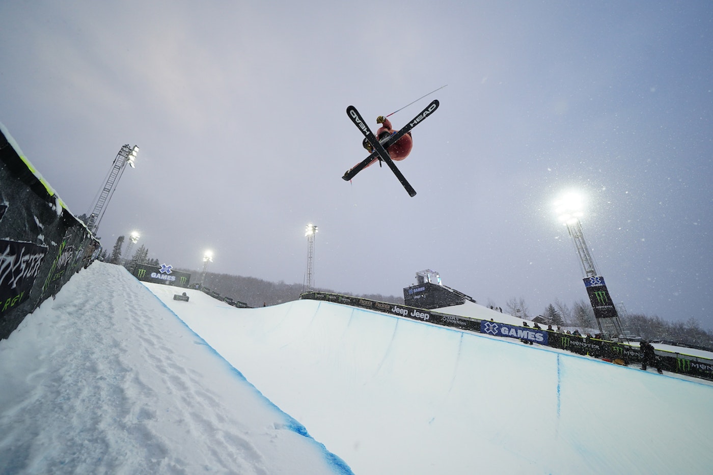 Skier Zoe Atkin in the X games superpose