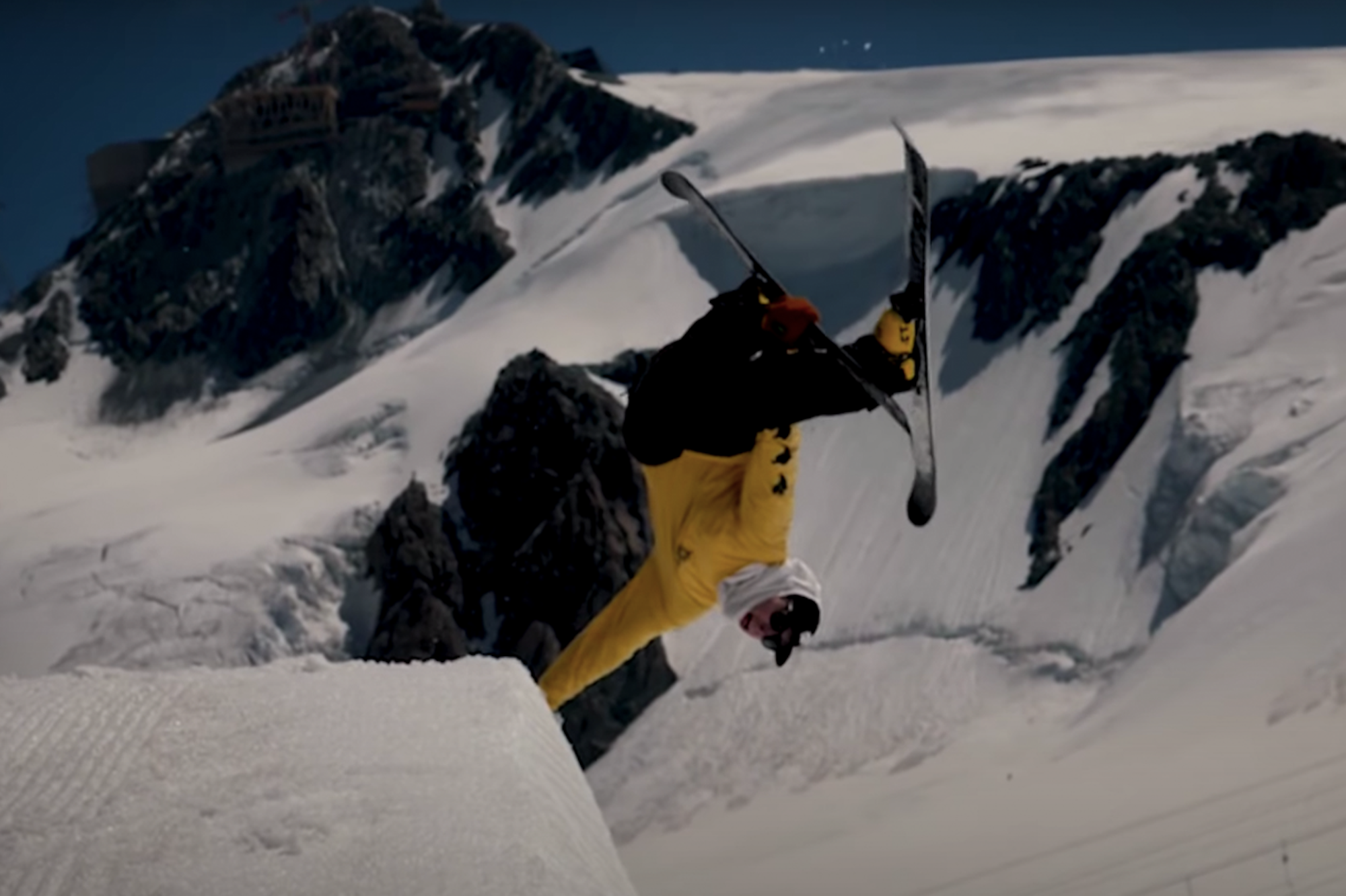 [Throwback] 'Glacier Days // The Movie' – Snowpark Zermatt has never looked better with Sämi Ortlieb and friends