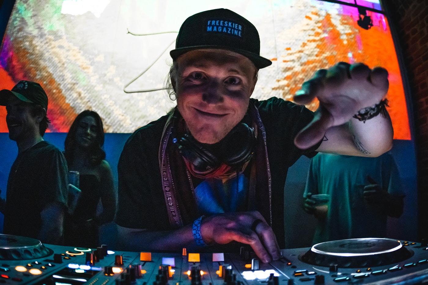 FREESKIER Music in the mountains