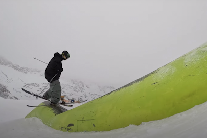 [Must Watch] The best thing you'll see (and hear) all week: Henrik Harlaut Mic'd up in Stubai