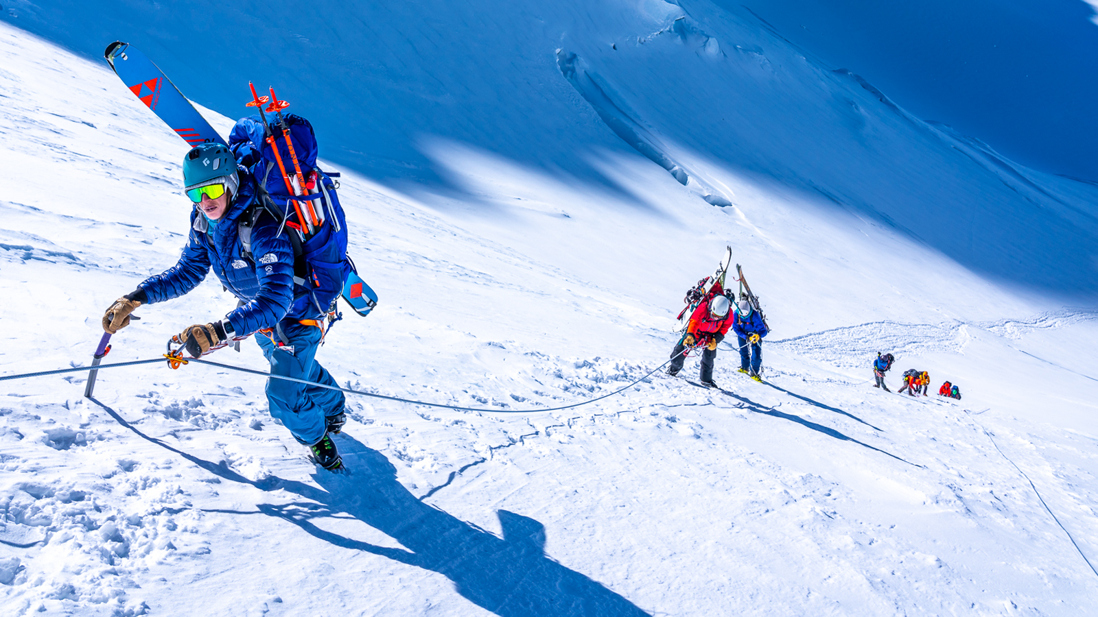 From comps to cirques: Sophia Schwartz's path from Olympic mogul hopeful to big-mountain mentor