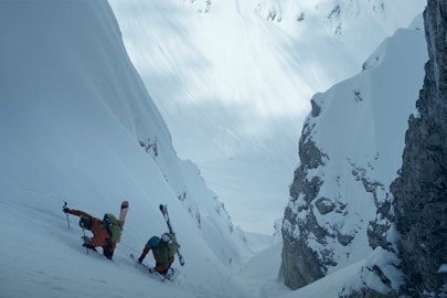 Watch these quarantined skiers explore new steeps in their own backyard