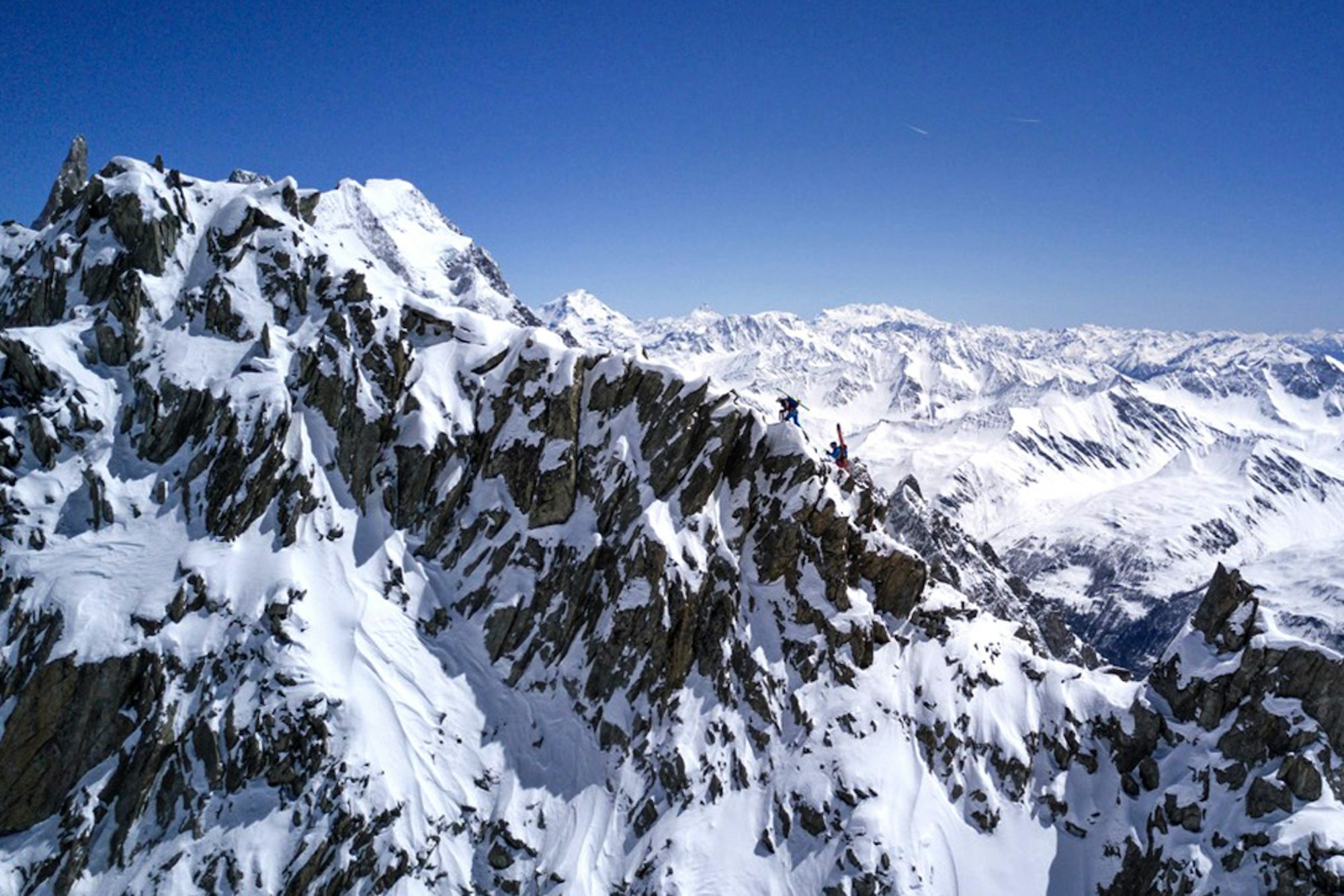 Full movie: Eva Walkner and Jackie Paaso star in "Evolution of Dreams"