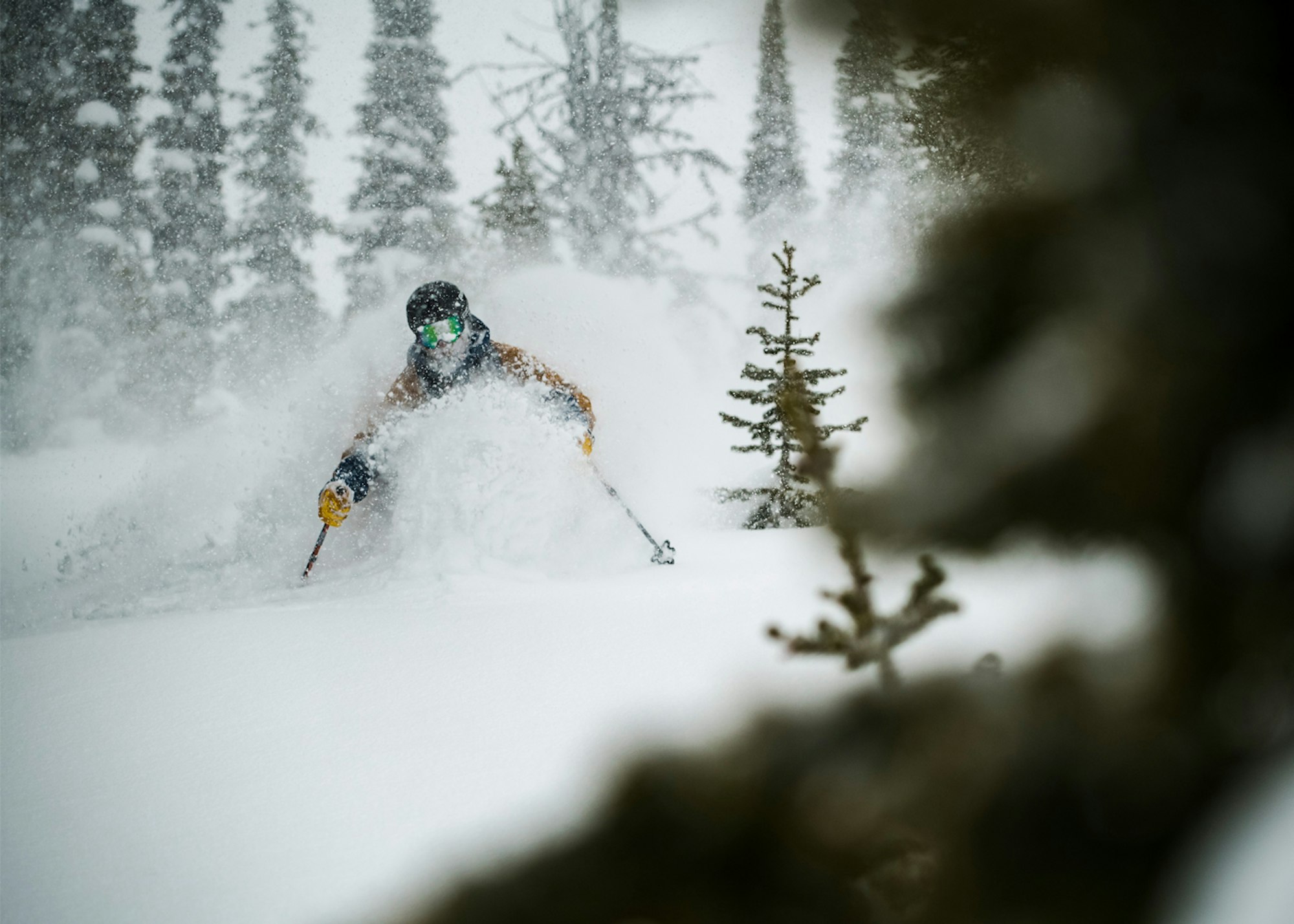 FREESKIER kicks off its 2019-2020 Apparel Test at Retallack Lodge