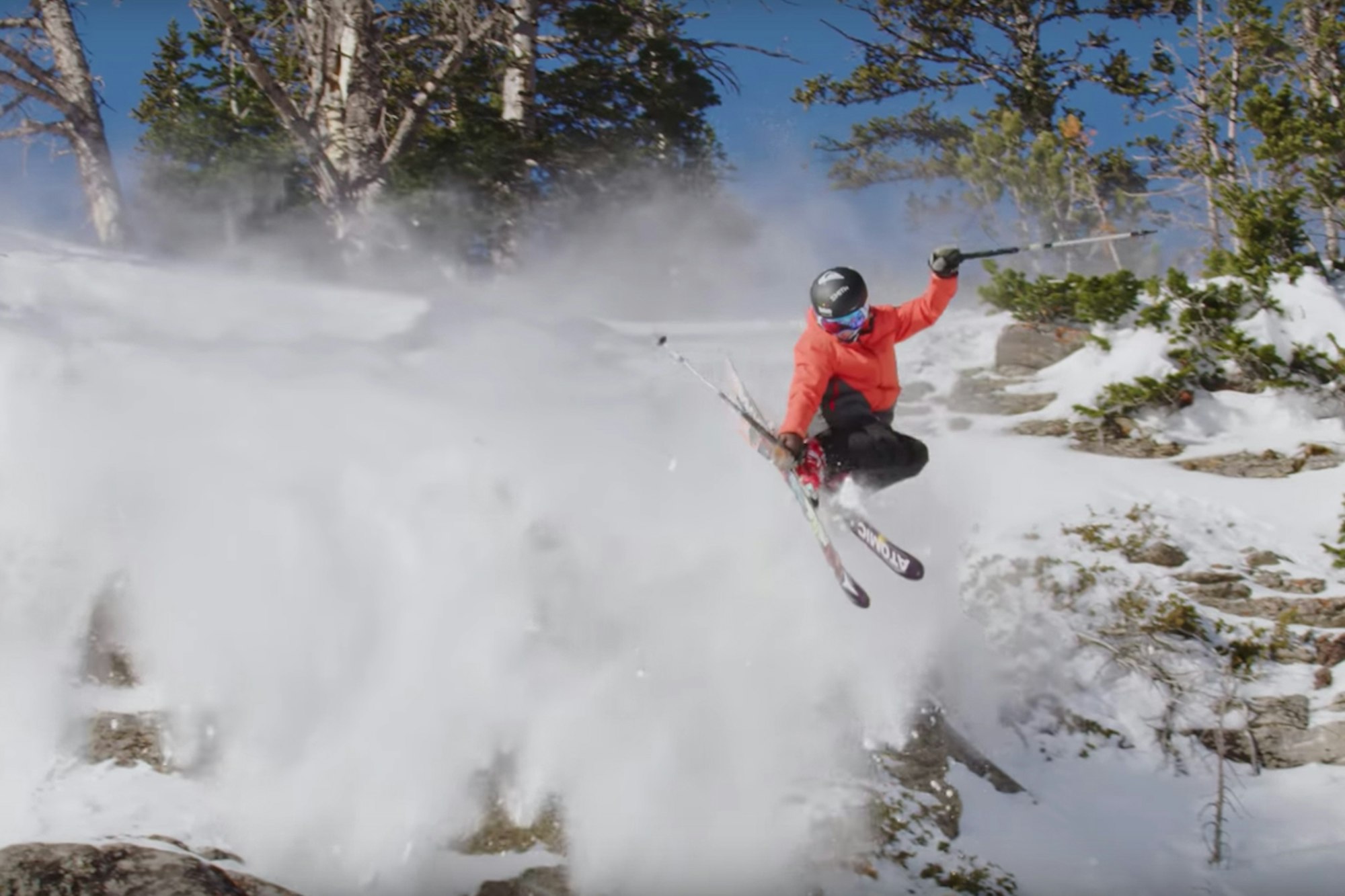 [WATCH] This 11-year-old definitely skis better than you do