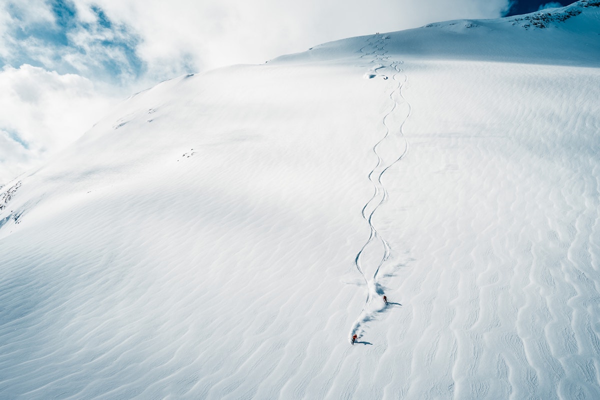 Unite through adventure with Heli, the one-stop heli-skiing booking platform