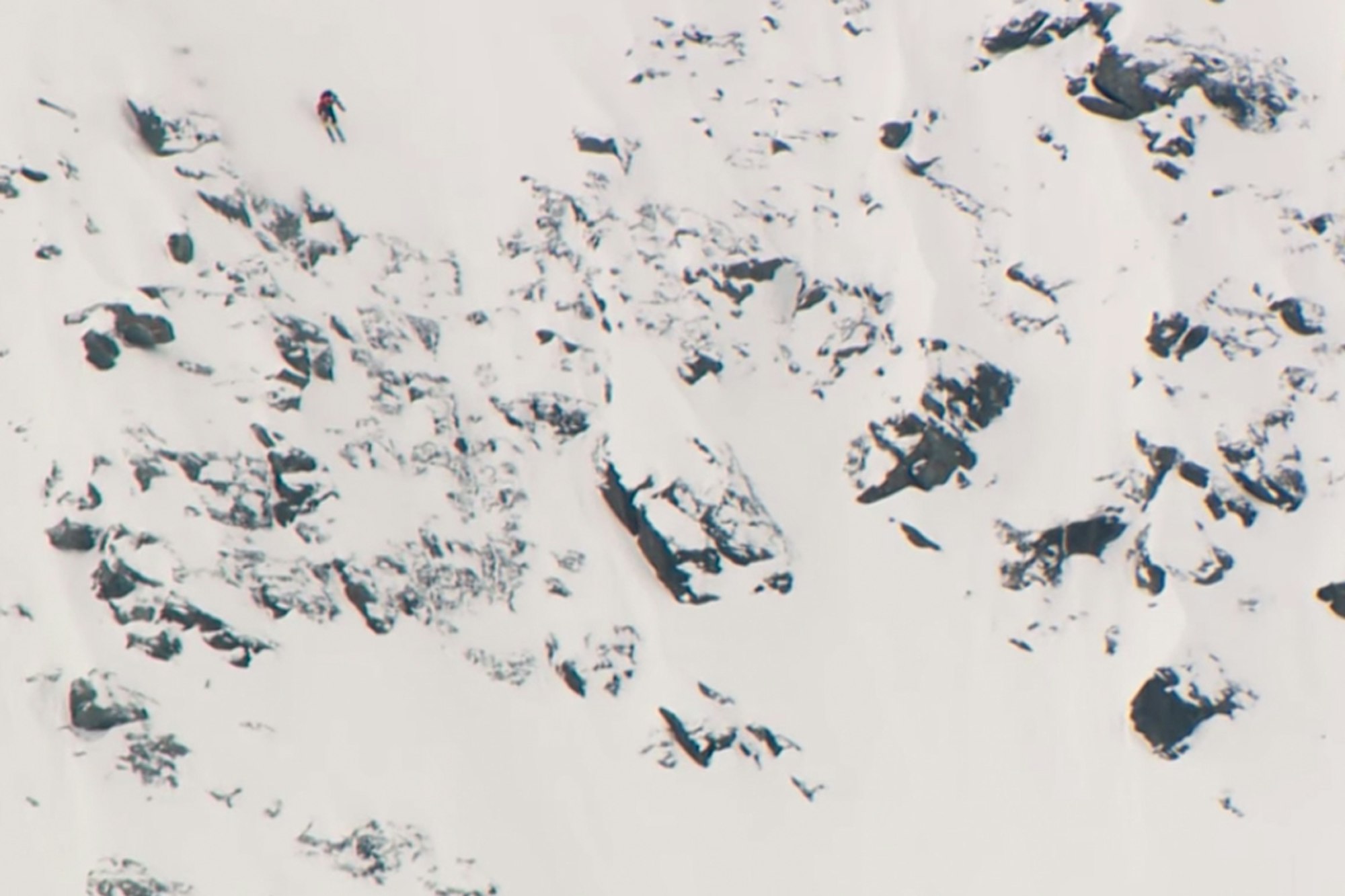 [Must Watch] The top five cliff drops from this season's Freeride World Tour