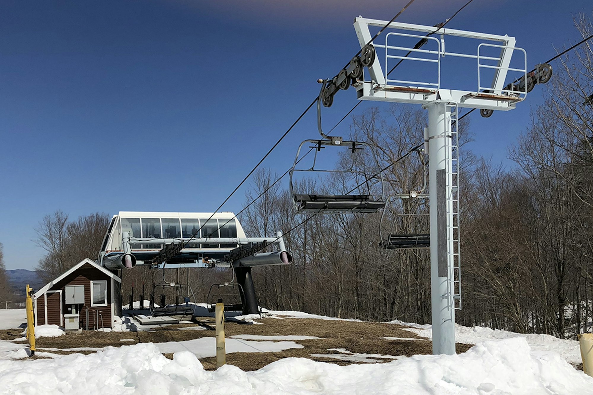 Magic Mountain to replace its Black Chair with Stratton's Snow Bowl fixed-grip quad