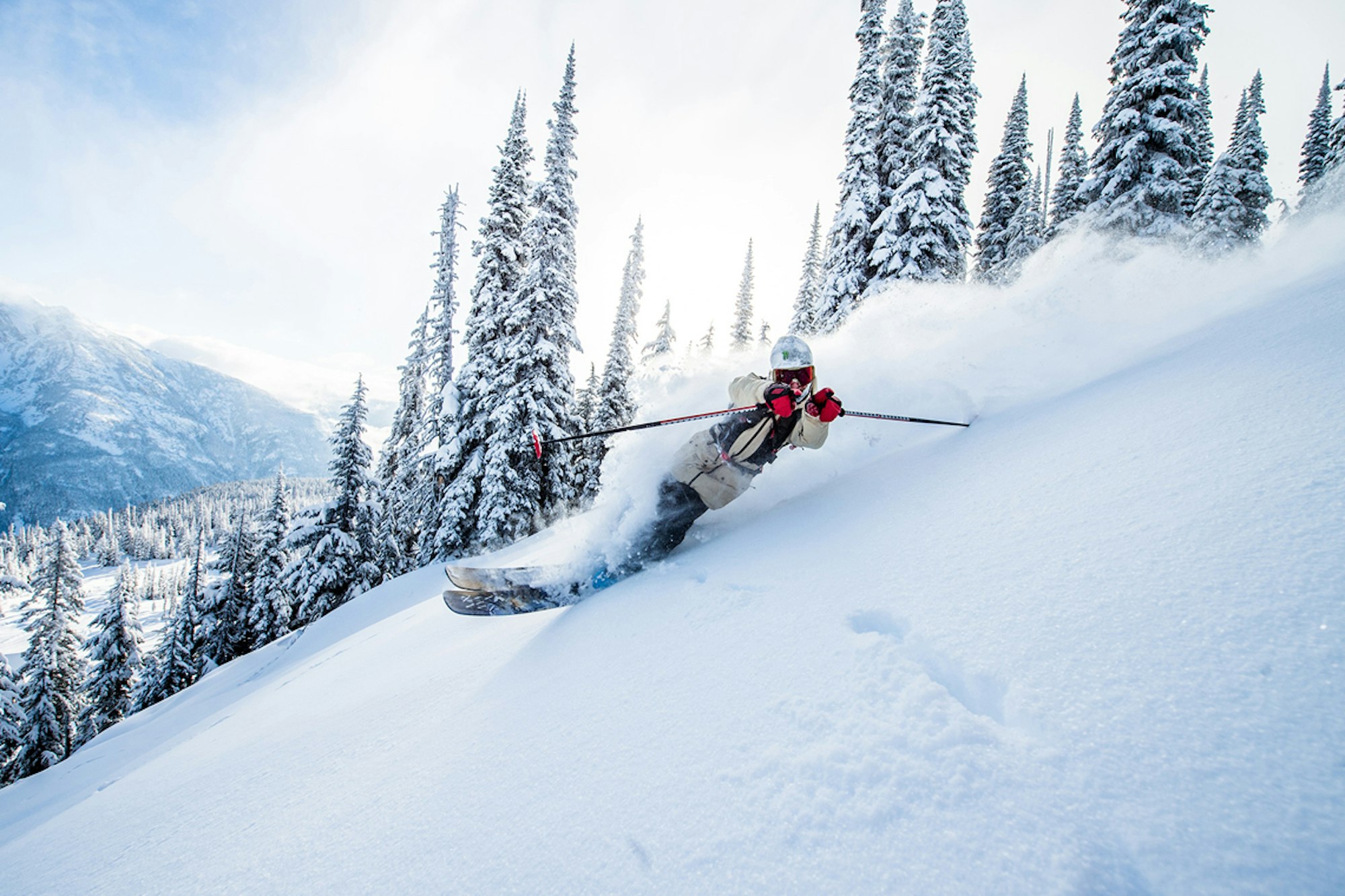 Sammy Carlson joins Quiksilver's Global Snow Team