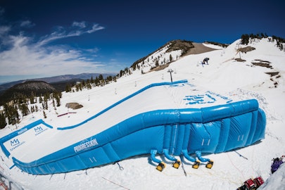 Committed to Big Air(Bags)