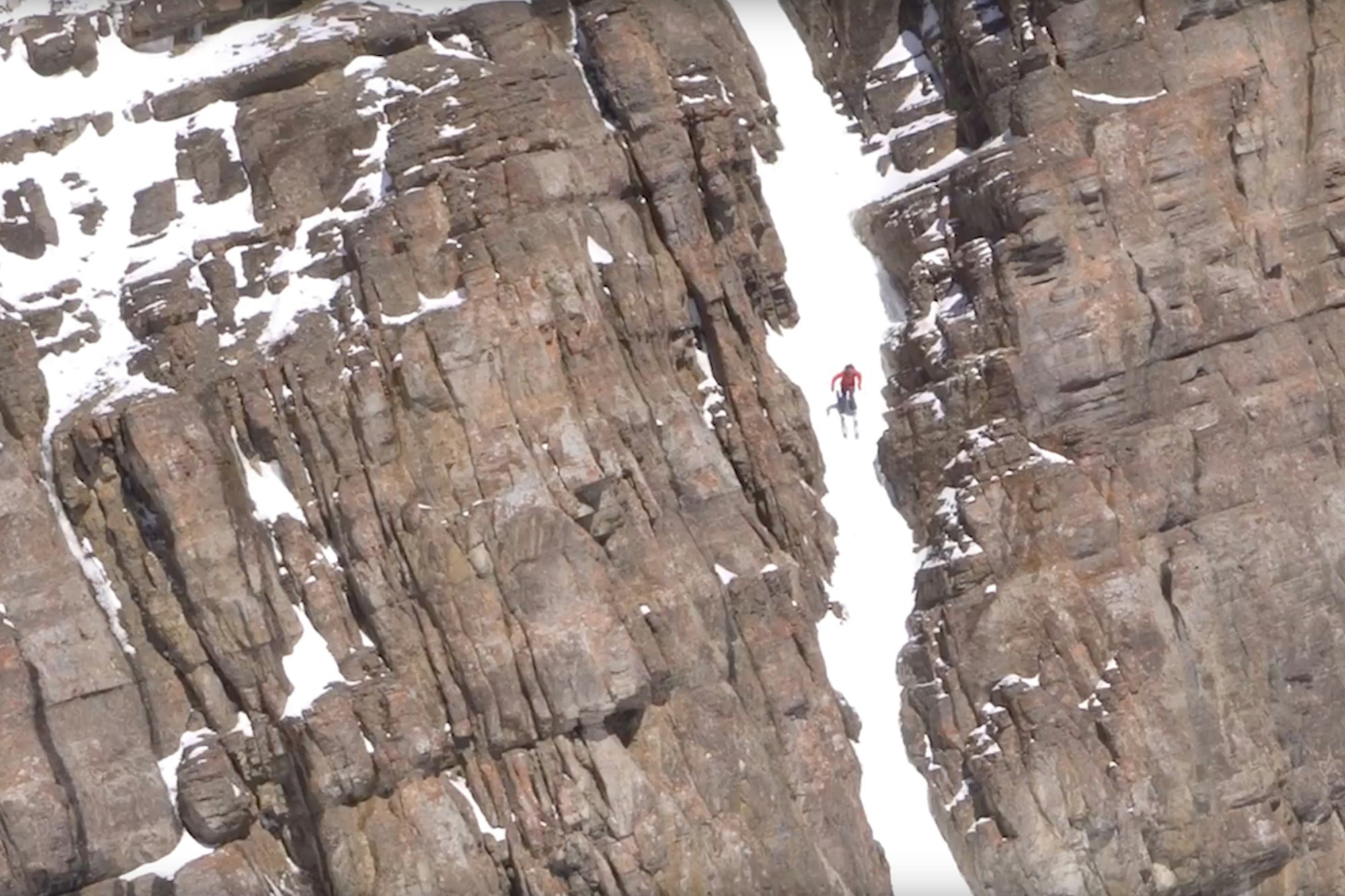 Owen Leeper's new season edit is chock-full of insanely deep Jackson pow
