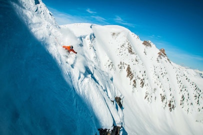 Hardcore skiers, get yer' butt up to Kicking Horse Mountain Resort this spring