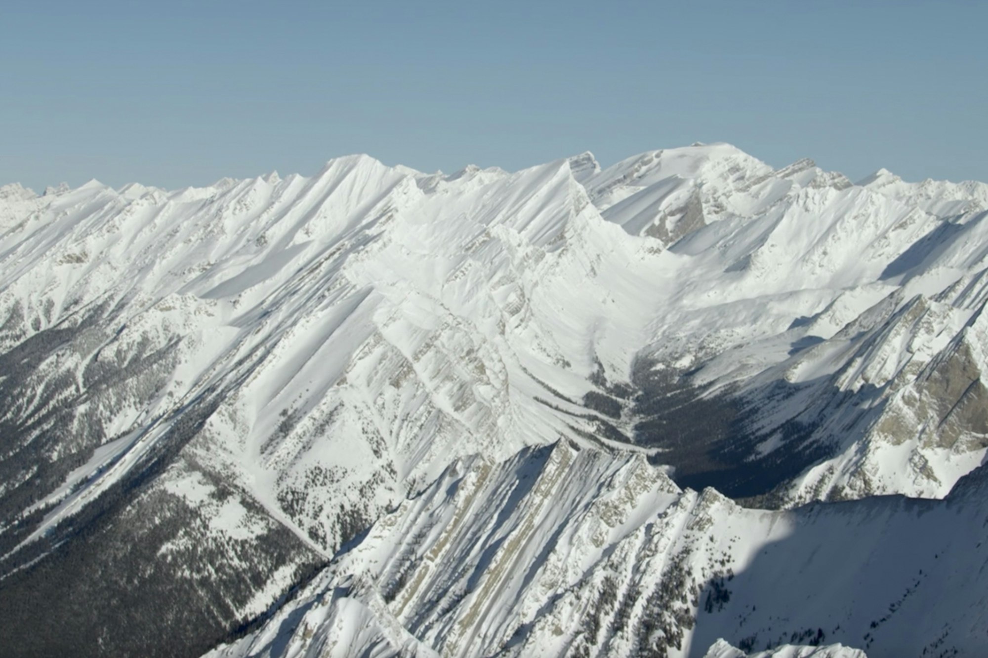 SkiBig3 celebrates Banff National Park with stunning short film, "Look Up"