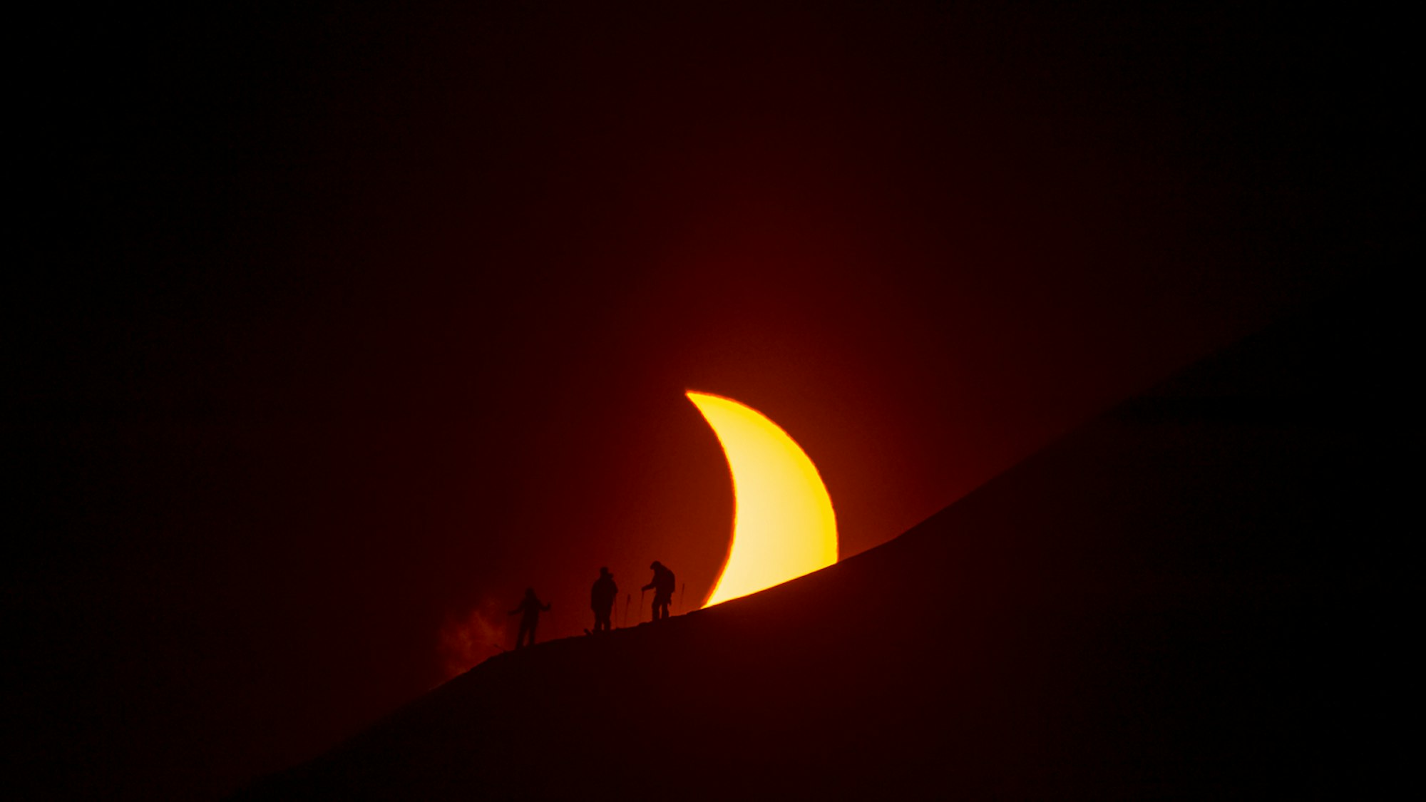 Relive the magic: Skiing above the Arctic Circle amidst a total solar eclipse
