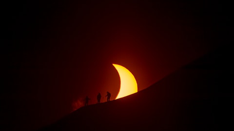 Relive the magic: Skiing above the Arctic Circle amidst a total solar eclipse