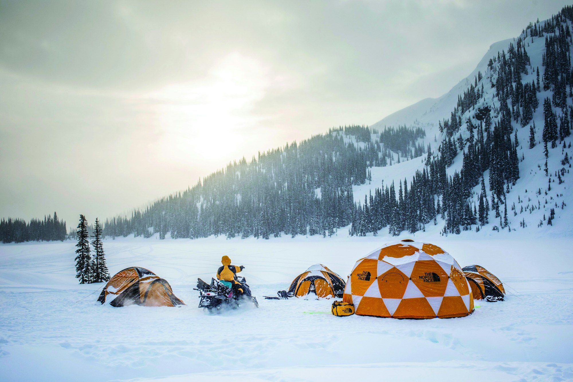 Gear We're Testing: A portable solar power station, a go-everywhere duffel bag and car-camping essentials