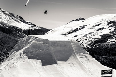 Award-winning Legs of Steel releases teaser for latest project, "Same Difference"