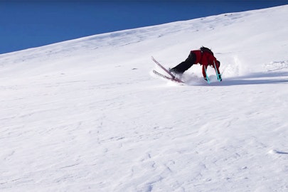 Learn how to butter in powder via this instructional video