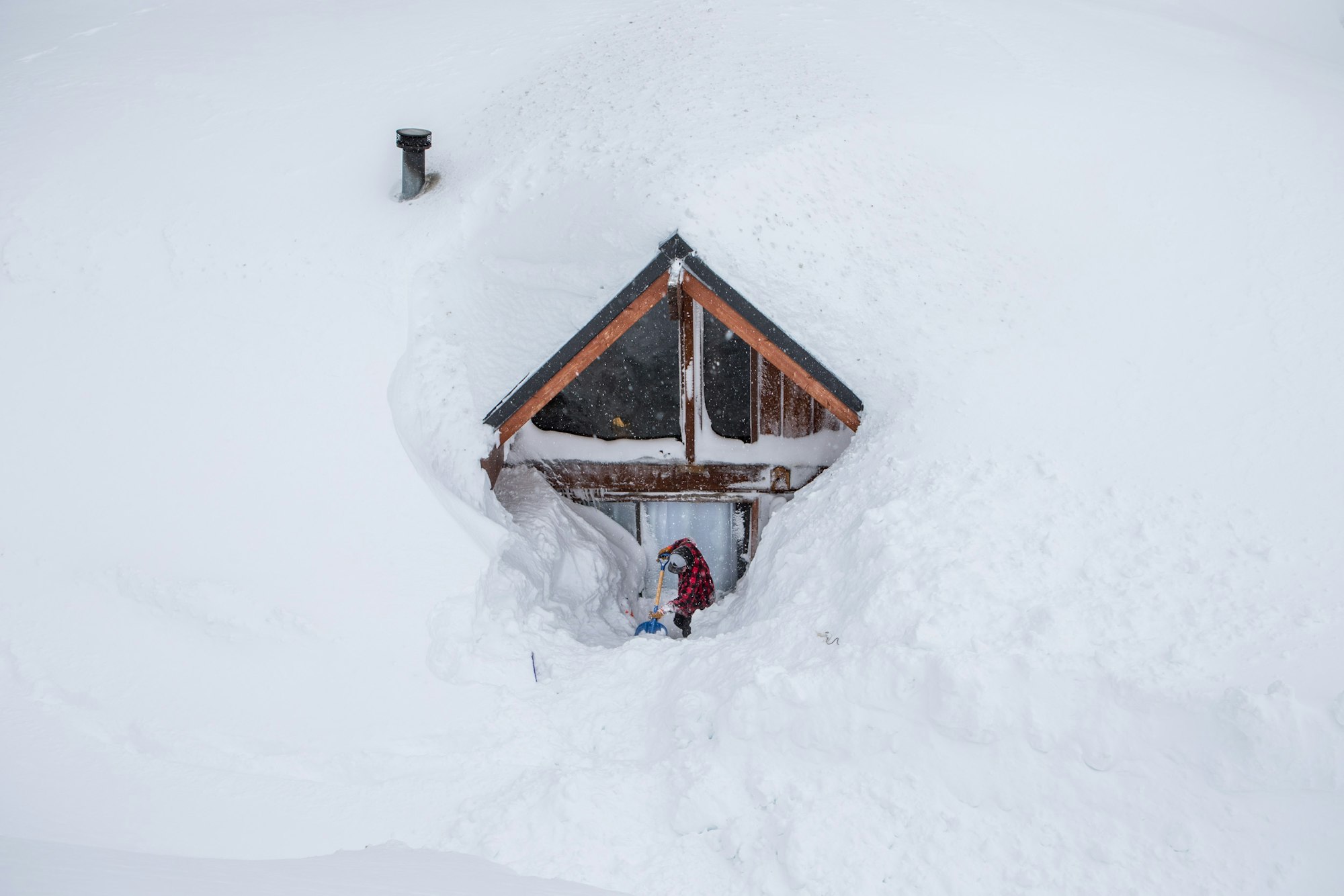 Gallery: 50-plus feet of snow in California right now—enough to ski till summer
