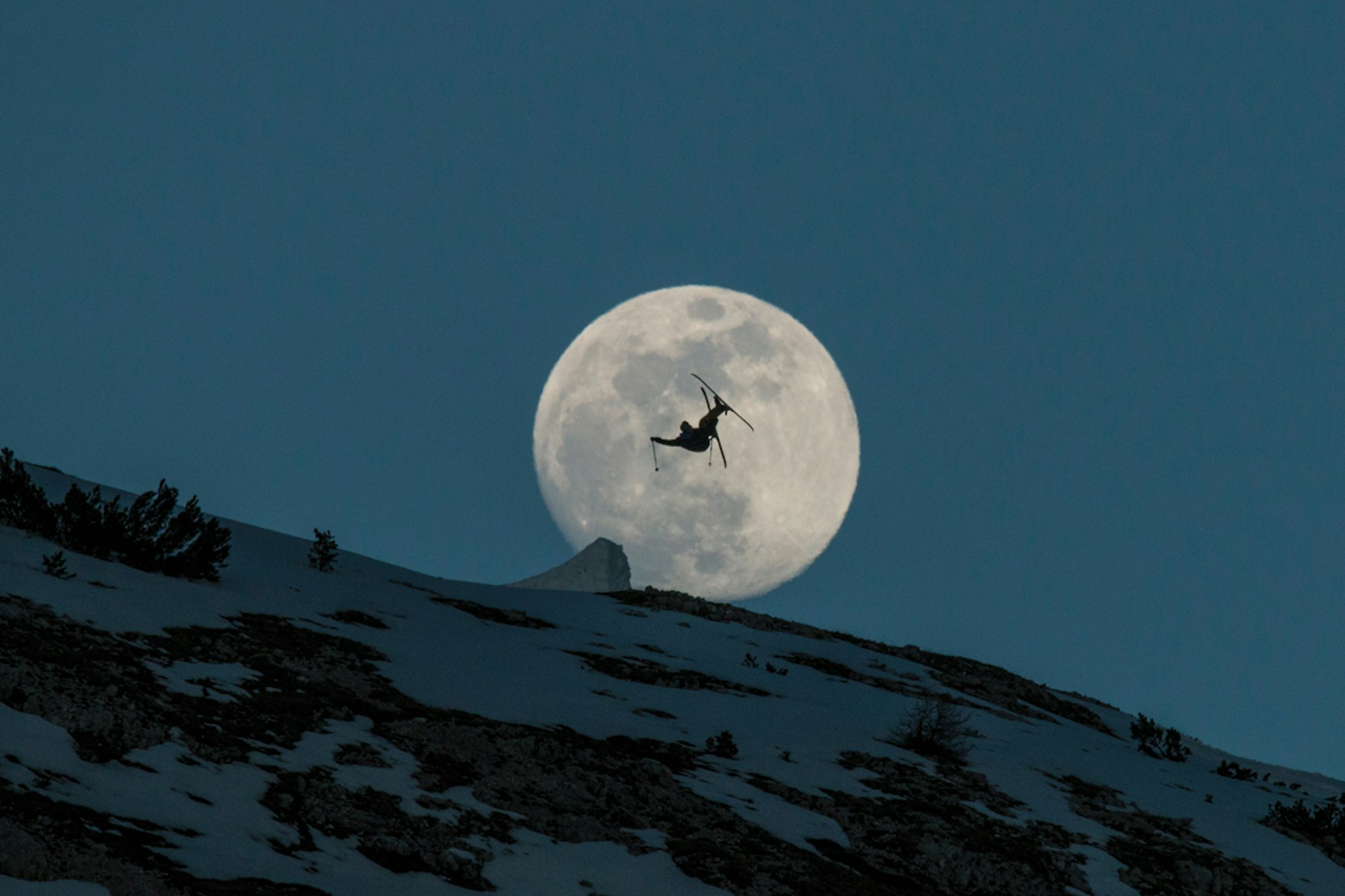 10 night skiing destinations you need to go shred this winter