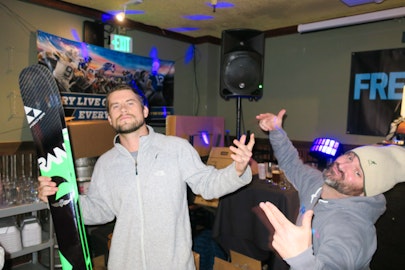 Impromptu rap battle kicks off FREESKIER's Elevated Après Tour from Ollie's in Breckenridge