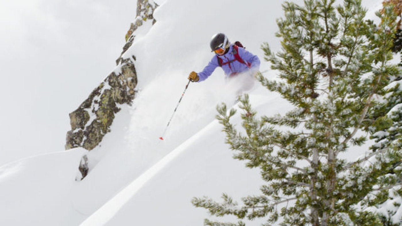 a024_c024_0219qs-mov-12_29_53_19-still001