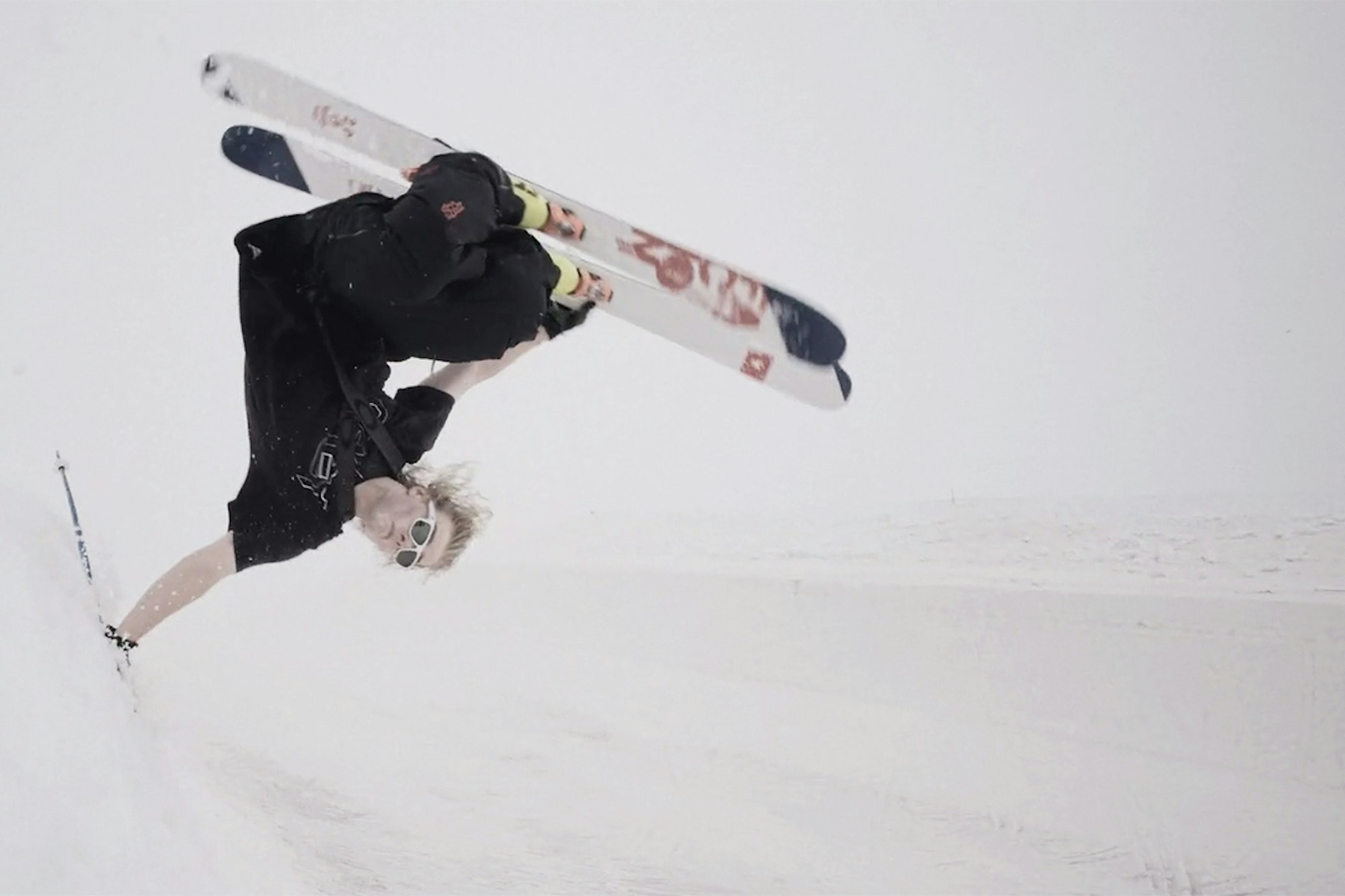 "Smelly Socks" crew rules the European summer scene in banger park edit