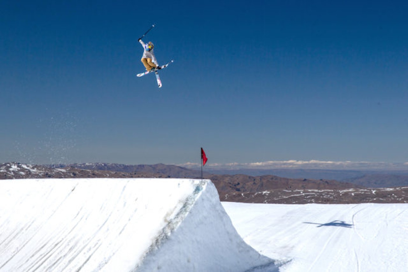 kellysildaru_camilla-rutherford_8746