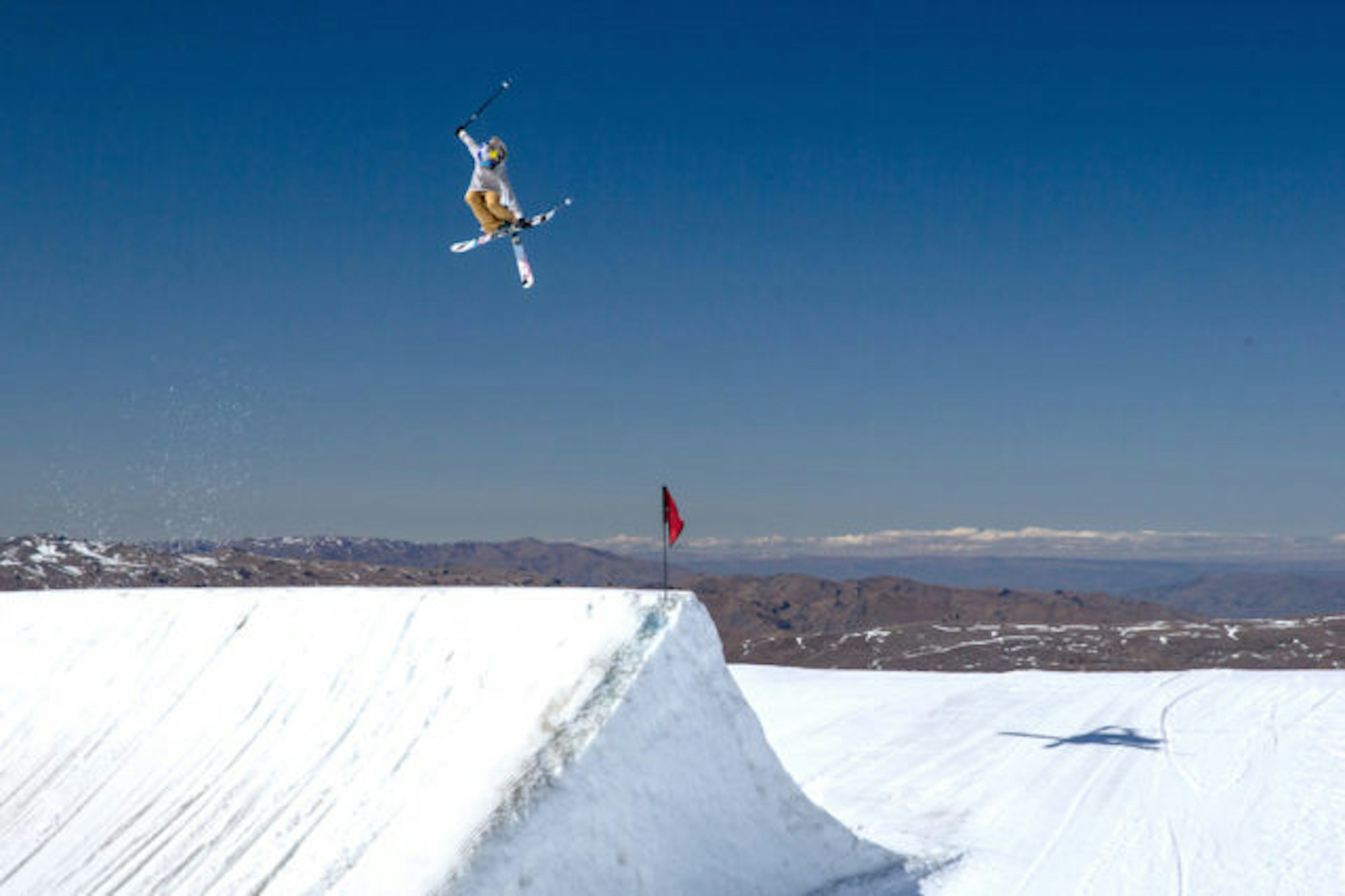 kellysildaru_camilla-rutherford_8746